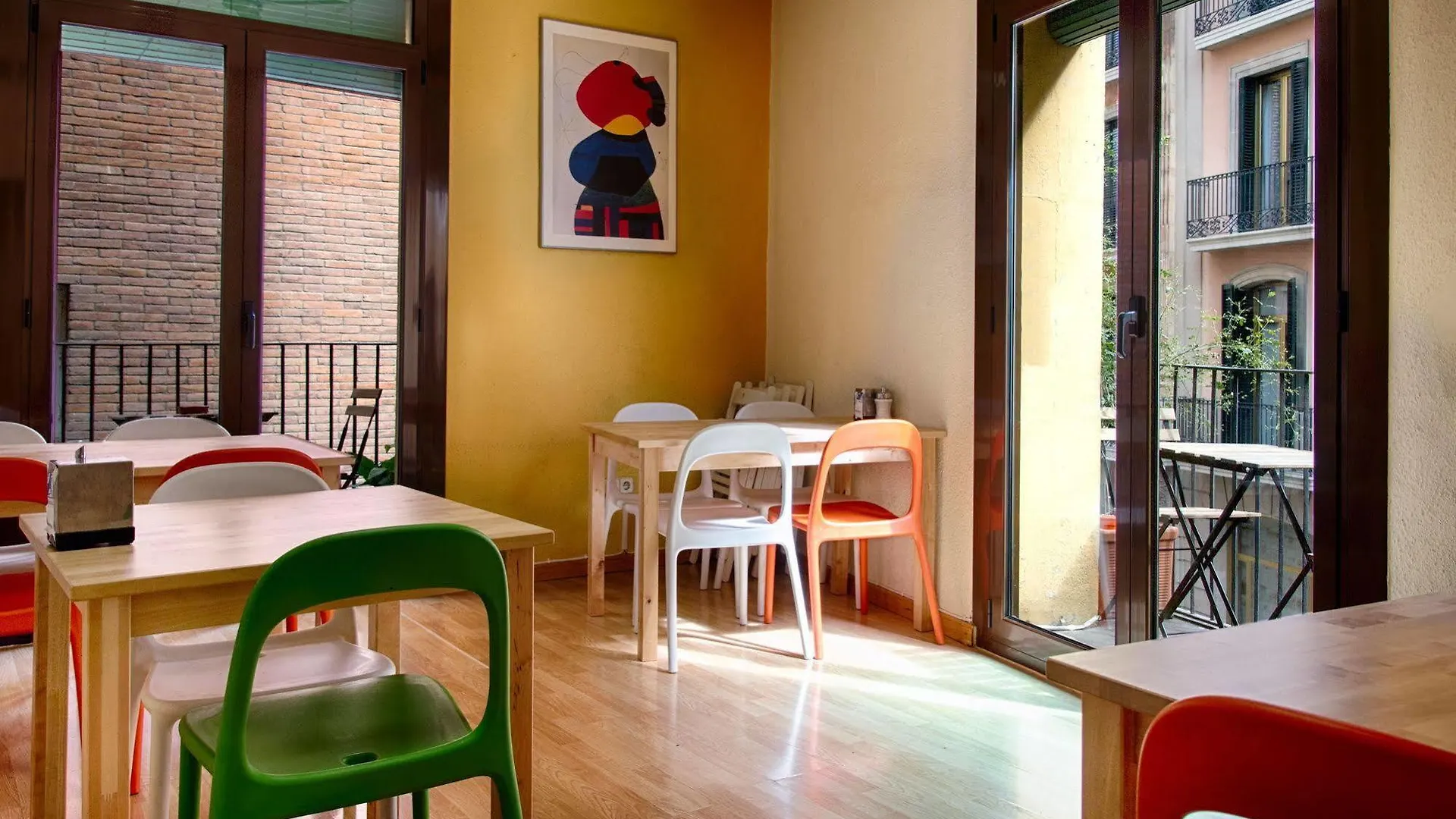 Itaca Hostel Barcelona Spain